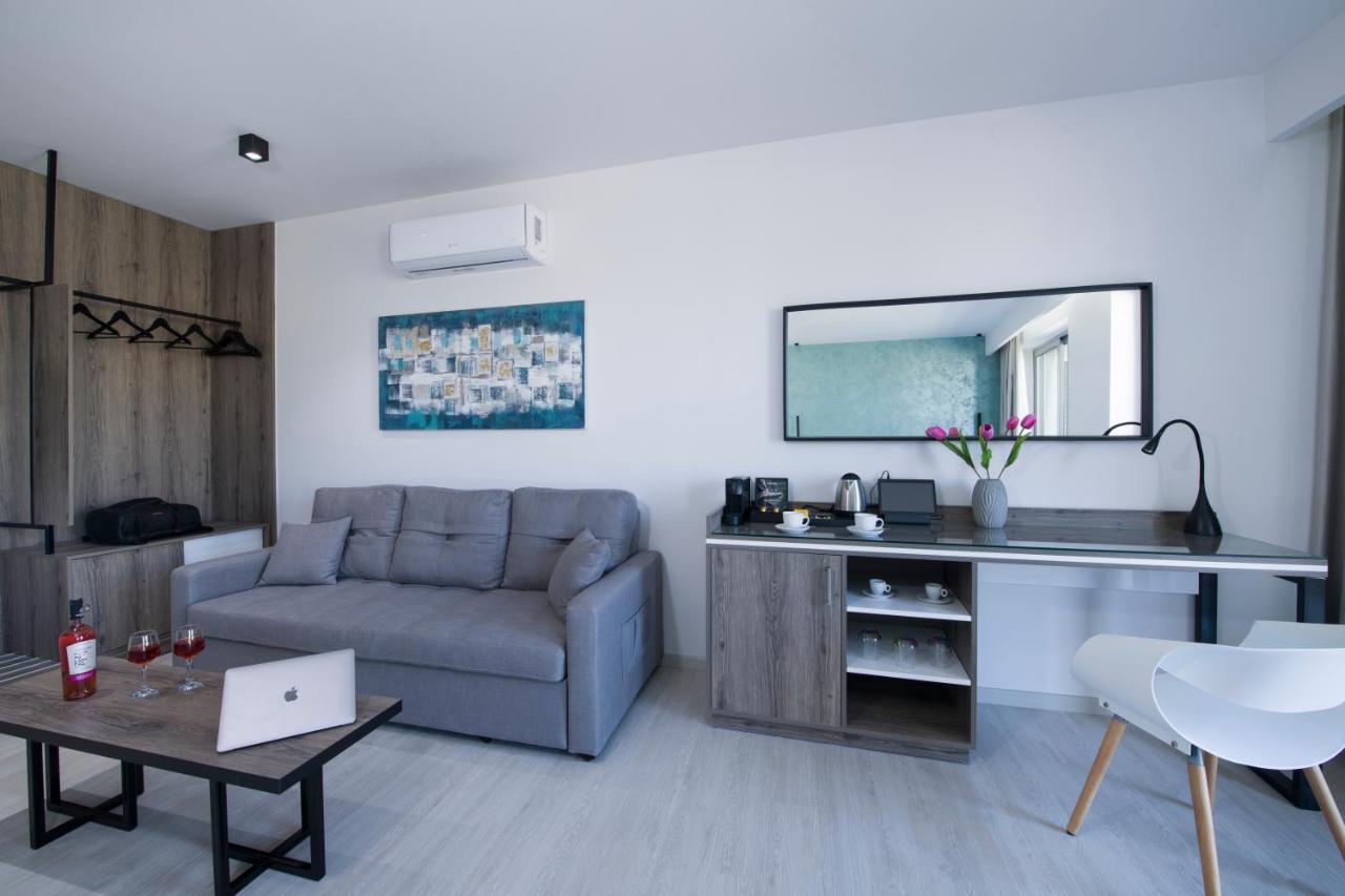 Xsuites Hotel Agia Marina Exteriör bild