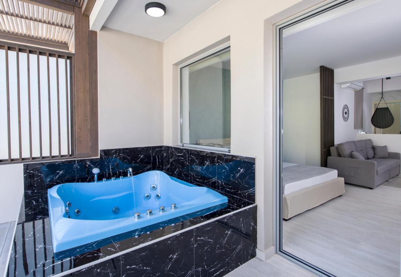 Xsuites Hotel Agia Marina Exteriör bild