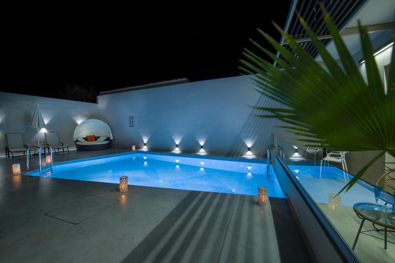 Xsuites Hotel Agia Marina Exteriör bild