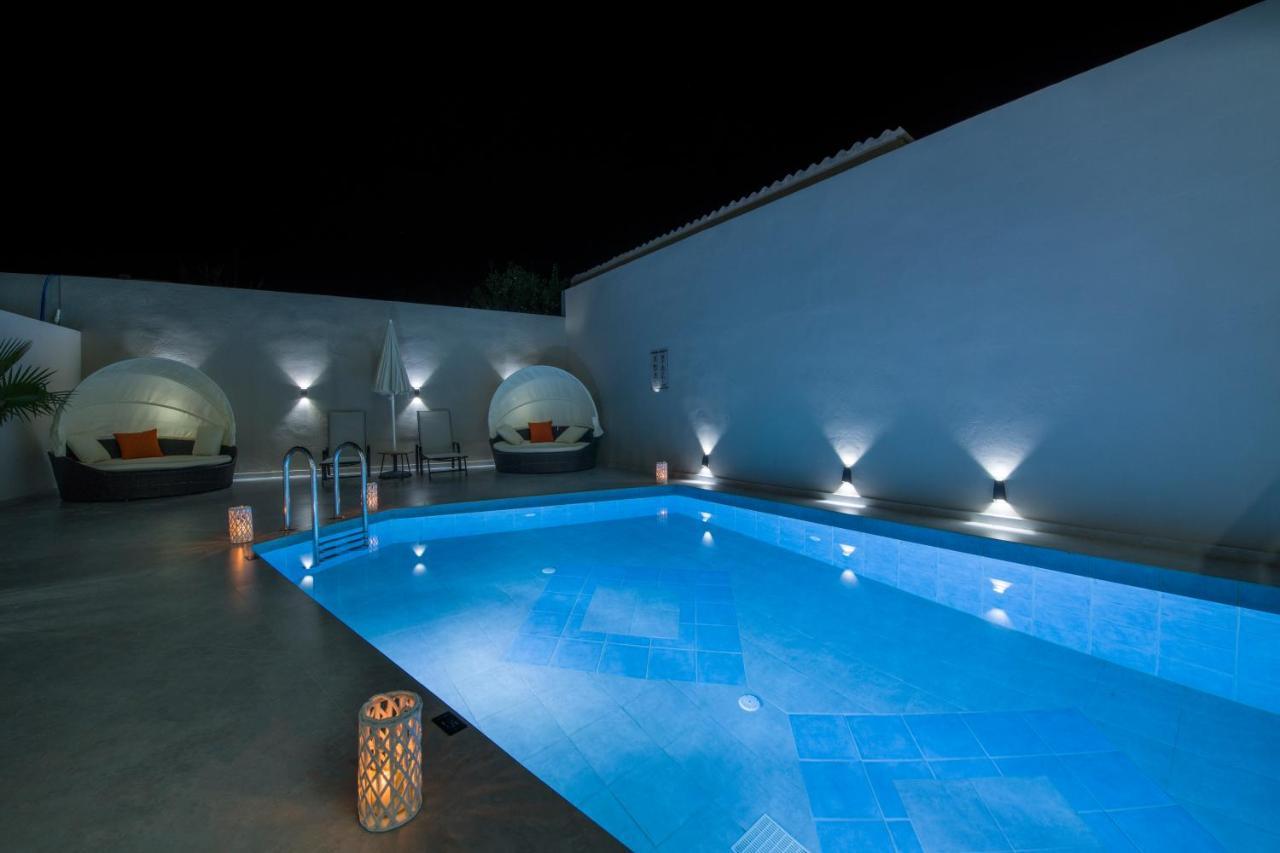 Xsuites Hotel Agia Marina Exteriör bild